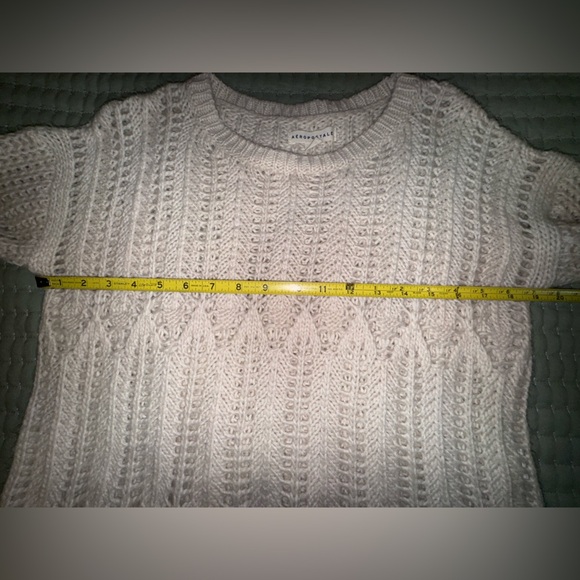 Aeropostale Cream Wool Blend Crochet Cable Knit Cropped Sweater Size M VGUC - Picture 4 of 10